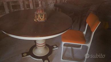 Tavolo+n° 6 sedie Gigi rizzi in legno laccate