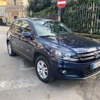 VW Tiguan 2.0 TDI (2012) - Schermo Android CarPlay