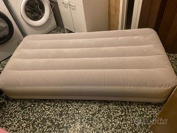 materasso gonfiabile intex