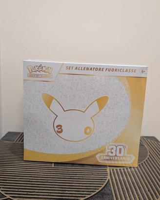 Set allenatore fuoriclasse ETB nuevo sigillato 
