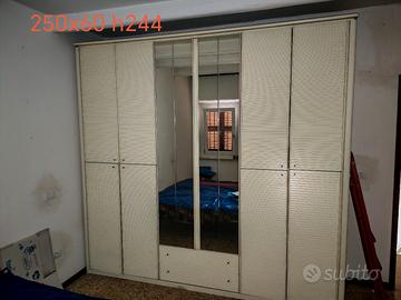armadio 6 ante