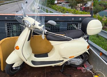 Ricambi originali Vespa ET4 125