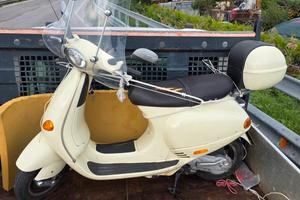 Ricambi originali Vespa ET4 125