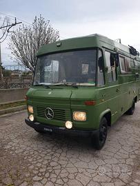 Camper Mercedes 407D del 1977