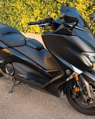 Yamaha TMAX 530