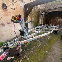 Carrello rimorchio trasporto barche