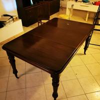 Tavolo in legno