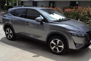 nissan qashqai mild Hybrid N-Connecta