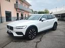 volvo-v60-cross-country-d4-awd-geartronic-tenut