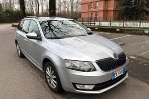 Skoda Octavia 1.6 TDI CR 105 CV DSG Wagon Elegance