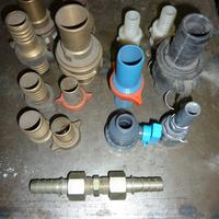 Raccordi plastici e ottone per liquidi e aria vari