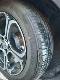 4 gomme nuove Kumho – 215/55 R17 98V