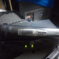 Radiomicrofono AKG SR45