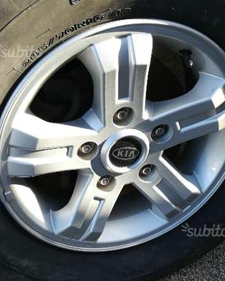 3 cerchi kia sorento 16