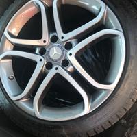 Cerchi in lega Mercedes classe E gomme Michelin