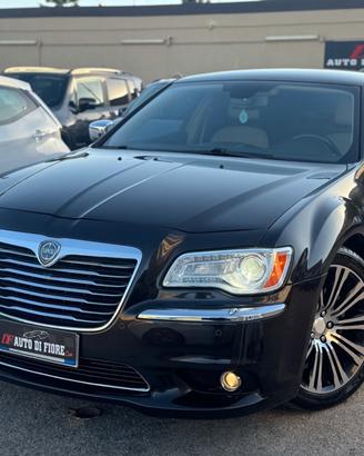 Lancia Thema 3.0 V6 Multijet 239 CV Executive IPER