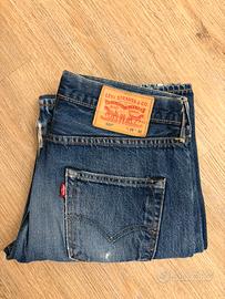 Levi’s 501 jeans straight fit vintage distressed
