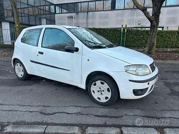 Fiat Punto 1.9 Jtd Autocarro trasporto persone N1