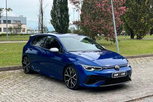 Volkswagen Golf 8 R 2.0 TSI DSG 4Motion