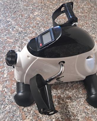 Cyclette riabilitativa braccia gambe