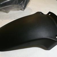 PARAFANGO ANT. PARTE POST.PEGASO 650 APRILIA AP815