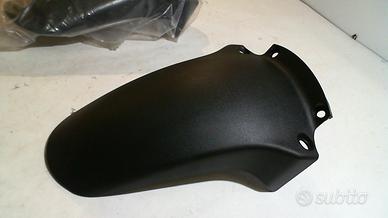 PARAFANGO ANT. PARTE POST.PEGASO 650 APRILIA AP815