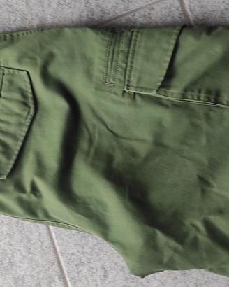 :Pantaloni DC Shoes verde militare 