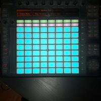 ableton push 1 con alimentatore 