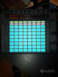 ableton push 1 con alimentatore 
