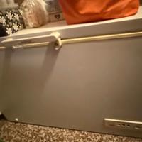 Congelatore a pozzetto grande capacità