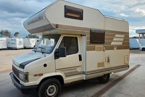 Hymer Vintage camper (1990) - Piccolo, Agi