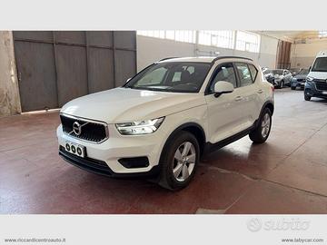 VOLVO XC40 T2 automatico Core