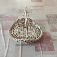 portavaso cestino in vimini decorato in resina