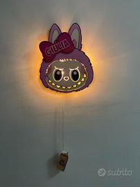 Lampada personalizzata Labubu in legno LED