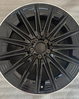Cerchio GLA GLB RAGGIO 20 originale amg