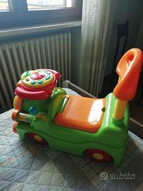 Trenino cavalcabile "Chicco Sit 'n' Ride"
