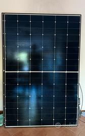 Coppia di pannelli solari fotovoltaici LONGI