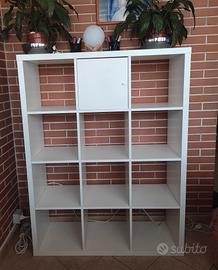 libreria Ikea
