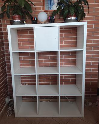 libreria Ikea