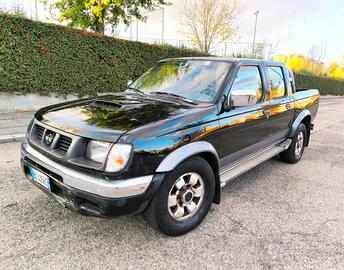 Nissan Pick Up 2.5 TD 4 porte Double Cab Navara