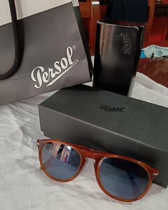 Persol 9649s colore Terra di Siena 