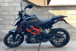 KTM 390 DUKE MY 2023 BLACK