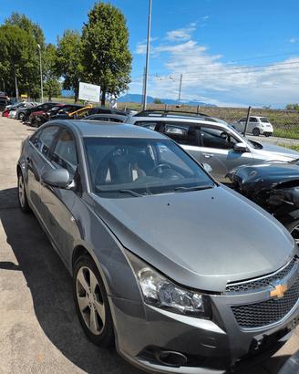 CHEVROLET (DAEWOO) CRUZE DEL 2011 PER RICAMBI