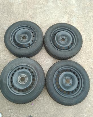 4 Gomme invernali con cerchio Kelly 185 / 65 r 