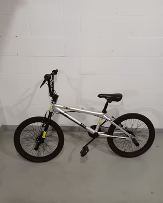 bicicletta bmx 