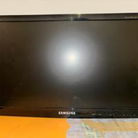 Televisore piccolo funzionante