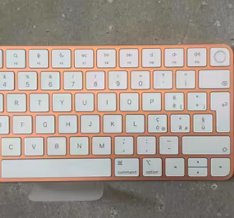 Apple Magic keyboard più Magic mouse 2nd Gen ROSSI