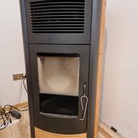 MCZ Stufa a pellet canalizzabile 