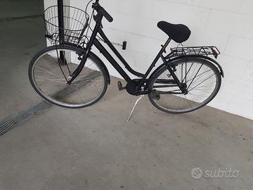 bicicletta con le ruote da D 28 pollici 