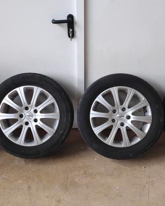 cerchi in lega momo corse win 2 gommati 205/60 r16